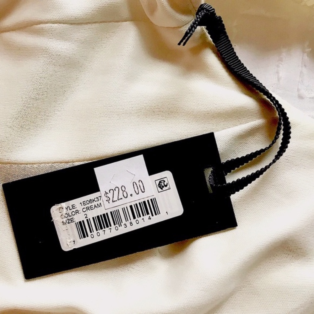 ✨NWT✨ Vera Wang Lace Dress (size 2) - Picture 6 of 8